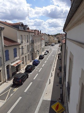 Boulangerie et tabac presse en bas